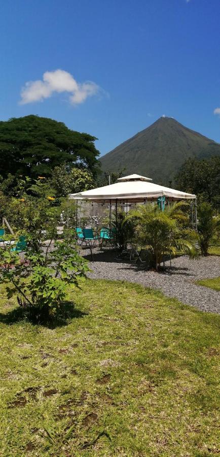 Chongos Place Hotel La Fortuna Екстериор снимка