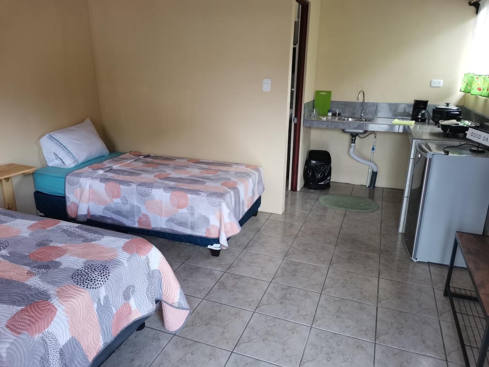 Chongos Place Hotel La Fortuna Стая снимка